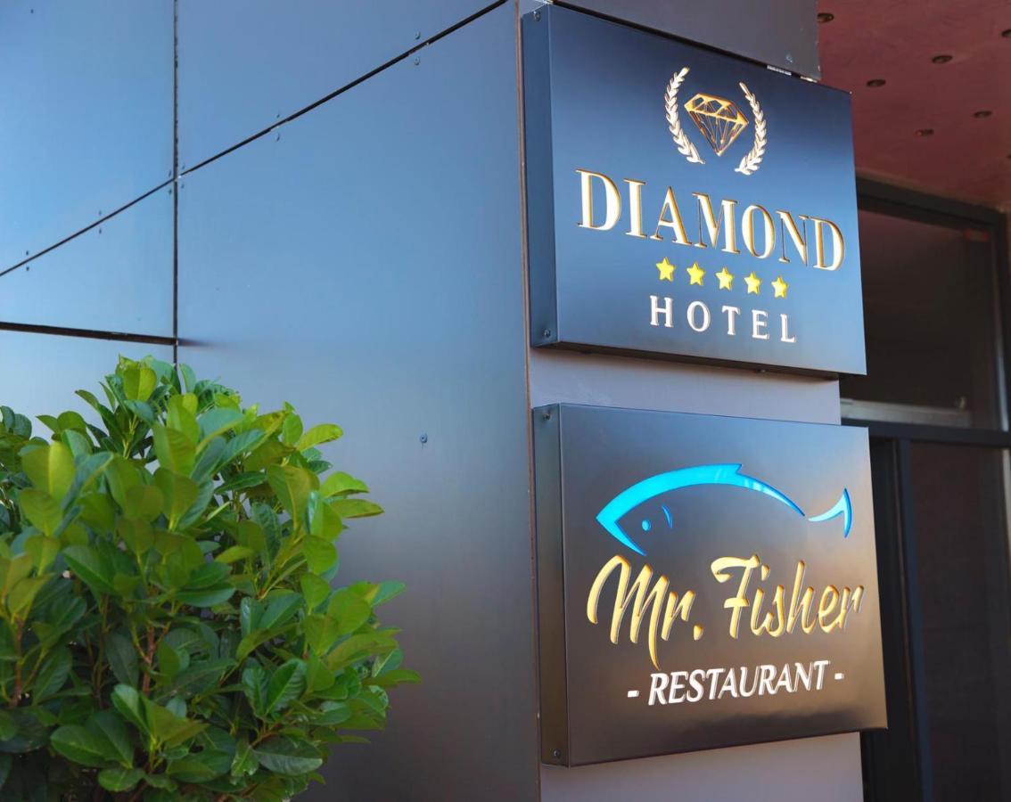 Hotel Diamond Prishtina Pristina Extérieur photo Diamond Hotel