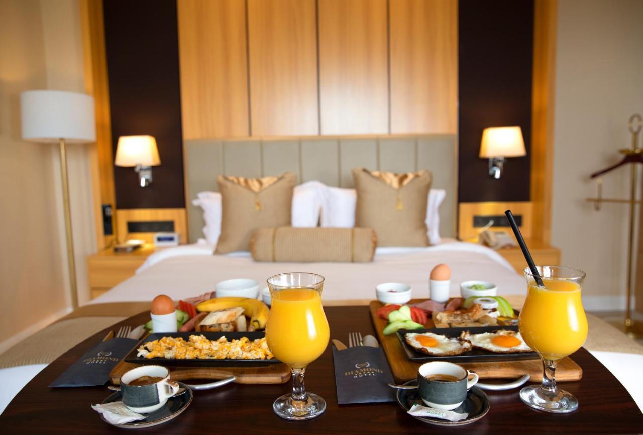 Hotel Diamond Prishtina Pristina Extérieur photo In-room dining at the Taj Mahal Palace, Mumbai, India