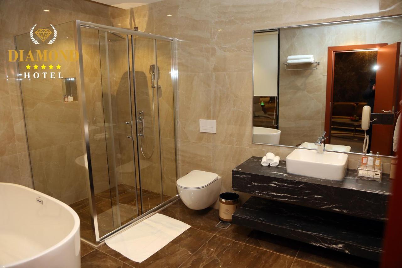 Hotel Diamond Prishtina Pristina Extérieur photo Bathroom
